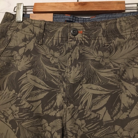 Original Waterproof Vintage Hawaiian Vibe Shorts - Picture 2 of 7
